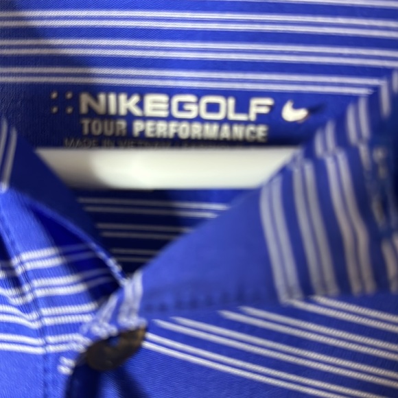 Used men’s Nike golf shirt - Picture 2 of 4